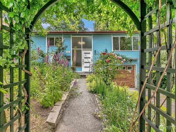 4815 46th Avenue S., Seattle, WA 98118