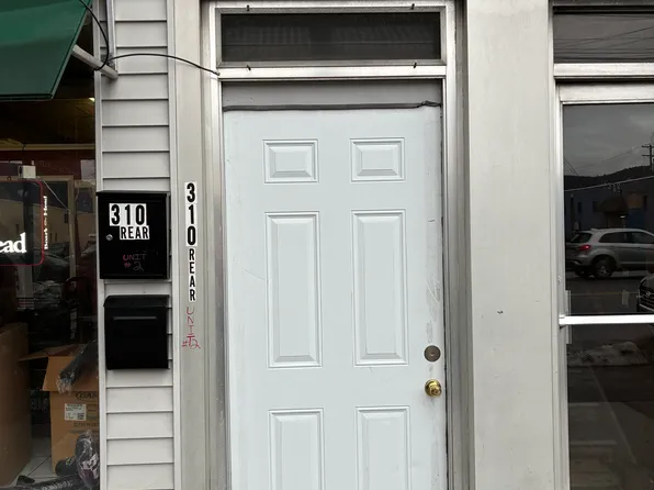 310 Wyoming Ave #310, Wyoming, PA 18644