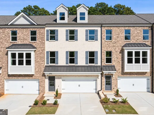2735 Hallwood Ln, Suwanee, GA 30024
