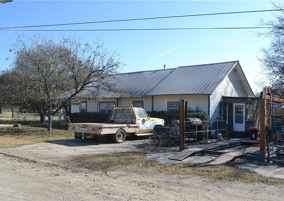 2nd image of 12216 Cleveland Gibbs Rd