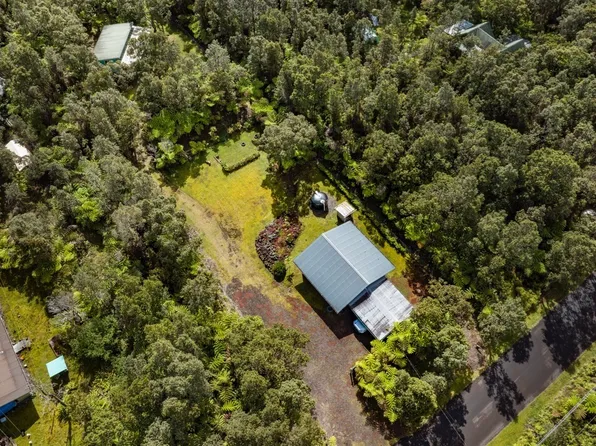 11-3866 Nahelenani St, Volcano, HI 96785