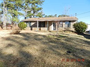 1633 Smith Dr, Alexander City, AL 35010