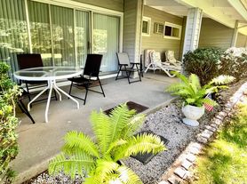 221 Mill Rd, Westhampton Beach, NY