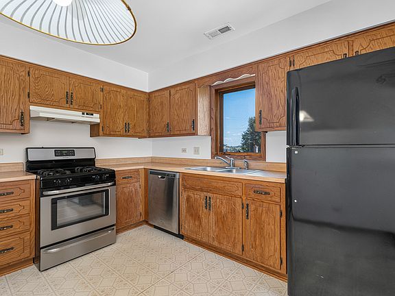 5th image of 16107 Eagle Ridge Dr APT 3S