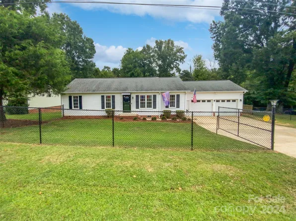 2520 Old Wilkesboro Rd, Salisbury, NC 28144