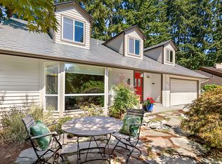 16910 NE 26th Pl, Bellevue, WA 98008