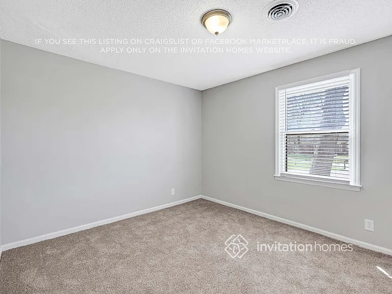 112 Lake Terrace Cir — Photo 16