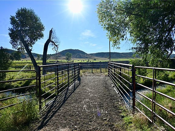 5th image of 2994 Highway 78