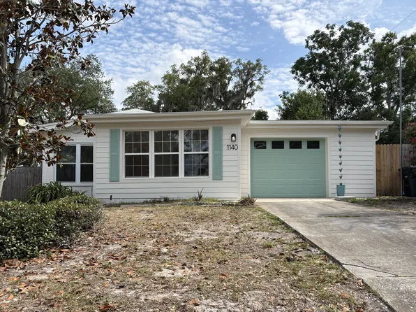 1140 3rd St N, Safety Harbor, FL 34695
