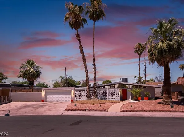 3327 Seminole Cir, Las Vegas, NV 89169