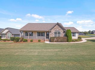 504 Cornucopia Ln, Inman, SC 29349