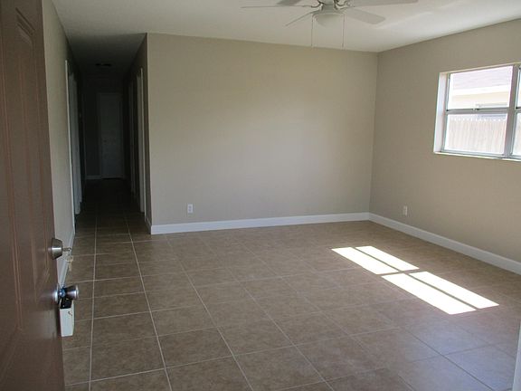 3rd image of 6406 Larmon St