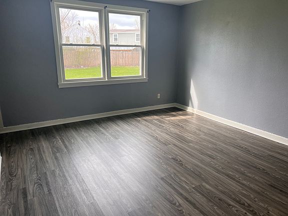2nd image of 62-72 Crane Pl #64