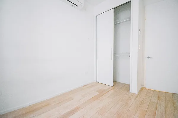 Rented by Skyward | media 30