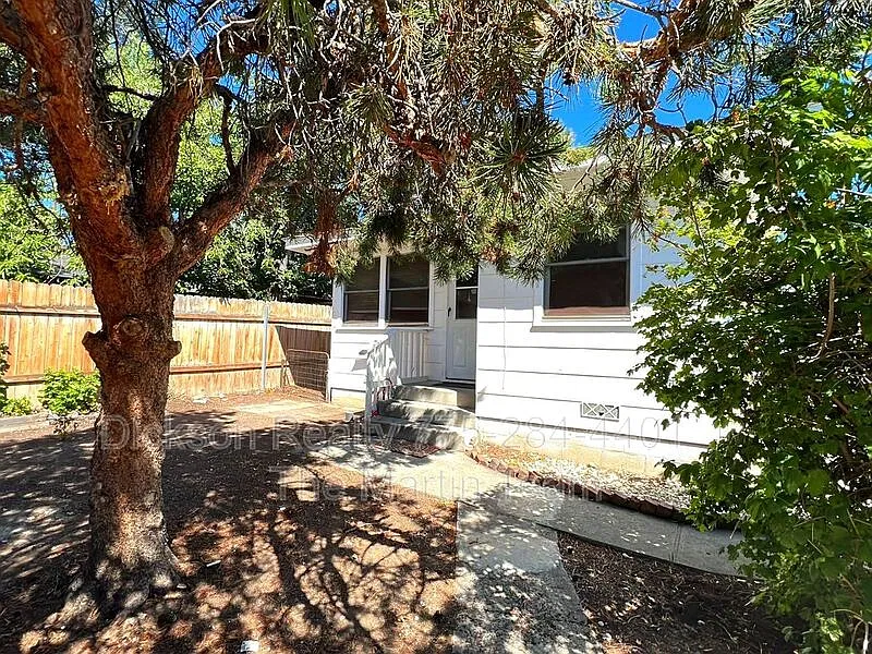 1 bed, 1.0 bath, 512 sqft, $1,550 — Photo 2