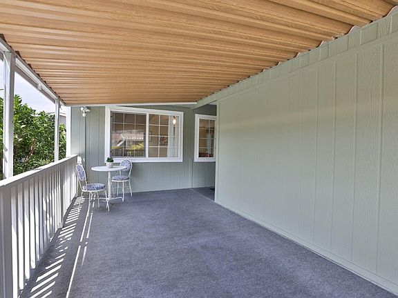 3rd image of 816 Villa Teresa Way #816