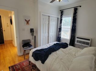 613 1/2 W Arlington Pl APT 1, Chicago, IL 60614