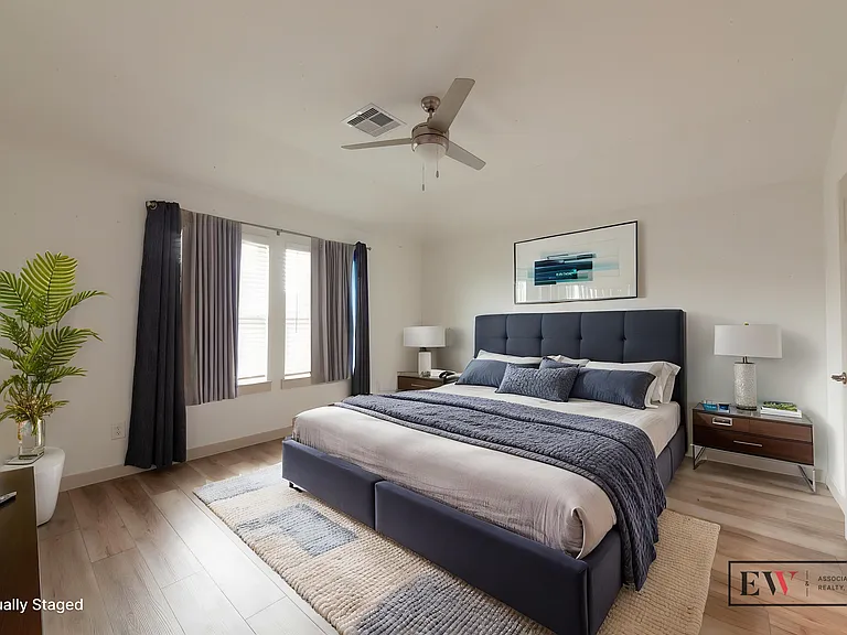 4010 Garver Grove Ln — Photo 2