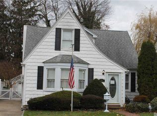 312 Wilson Pl, Bellmore, NY 11710