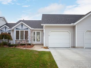 3371 Starboard Dr, Holland, MI 49424