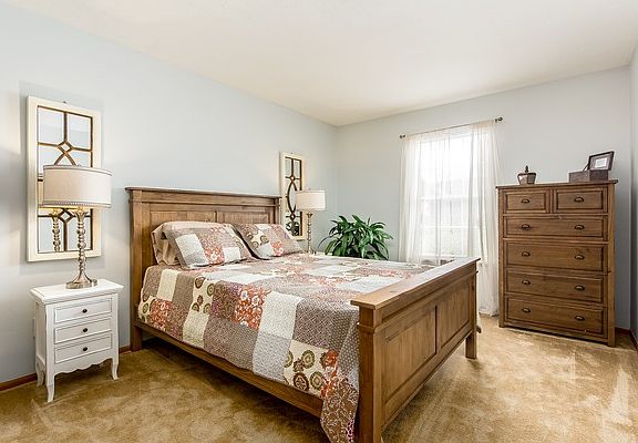 4th image of 8401 Oak Village Blvd