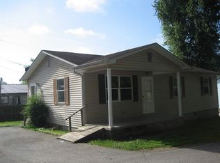 101 Kacie Ct, Grayson, KY 41143