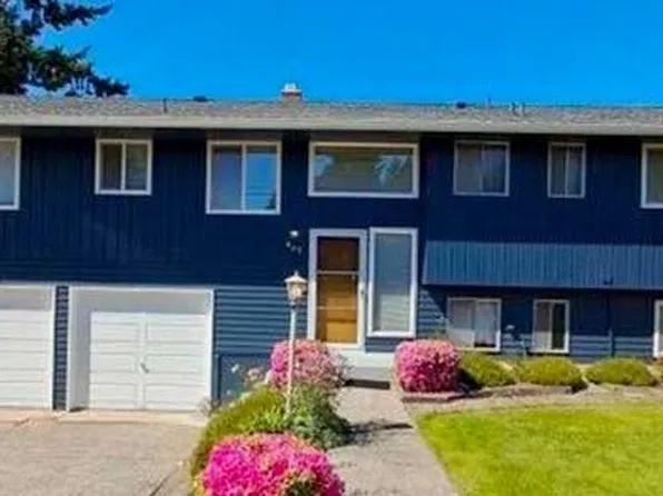 842 S 235th Place, Des Moines, WA 98198