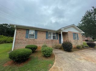 135 Hunters Run Rd, Athens, GA 30606