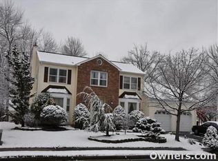 10 Bernice St, Edison, NJ 08820