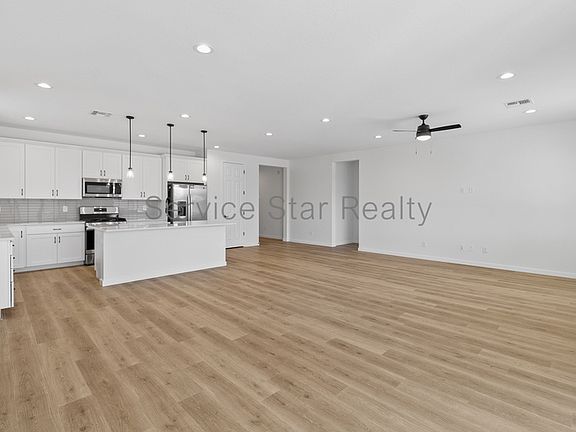 4th image of 5029 W Roundhouse Rd