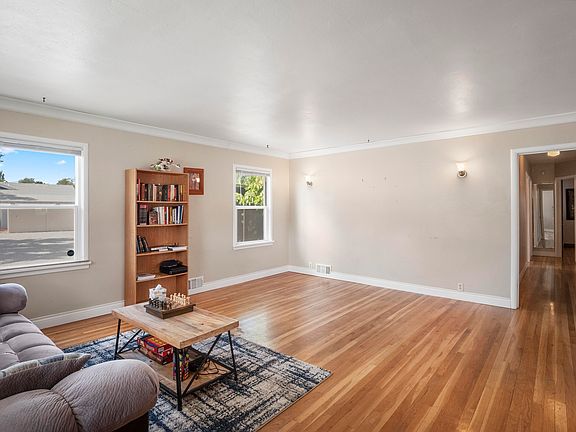 5th image of 9723 E Broadway Ave