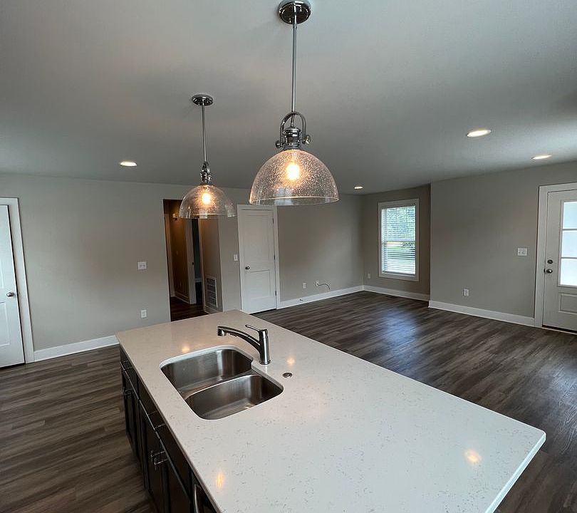 1st image of 1411 High St #311