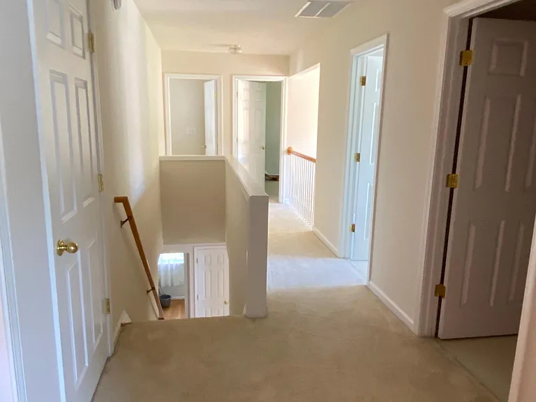 518 Sherwood Forest Pl — Photo 15