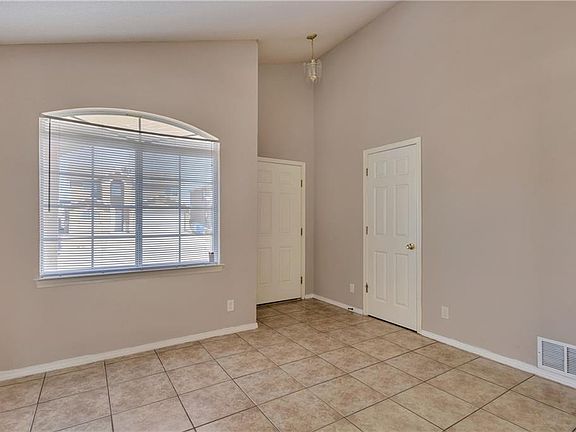 5th image of 14256 Spanish Point Dr