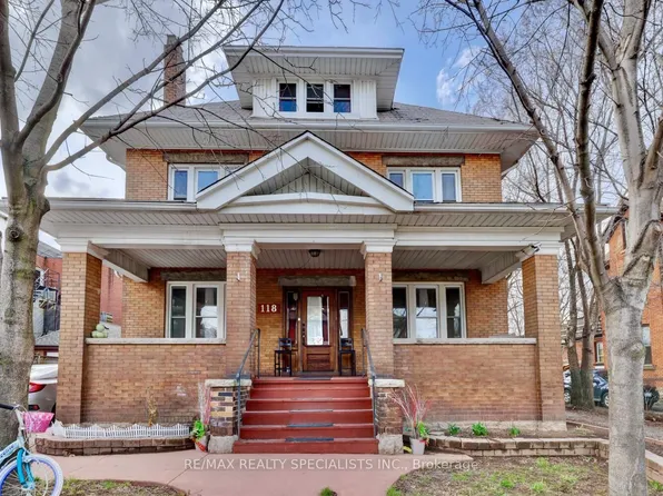 118 Fairholt Rd S #3, Hamilton, ON L8M 2T7