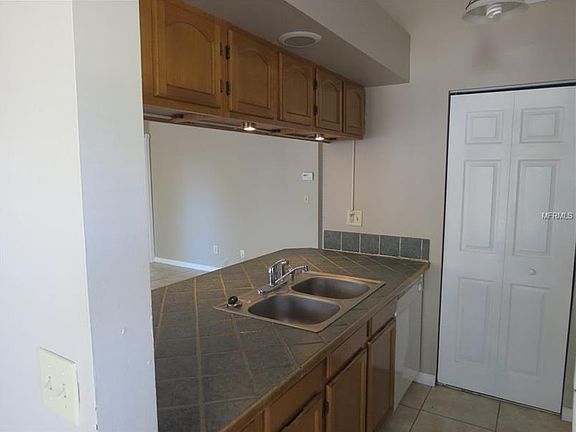 4th image of 2656 Finch Ct