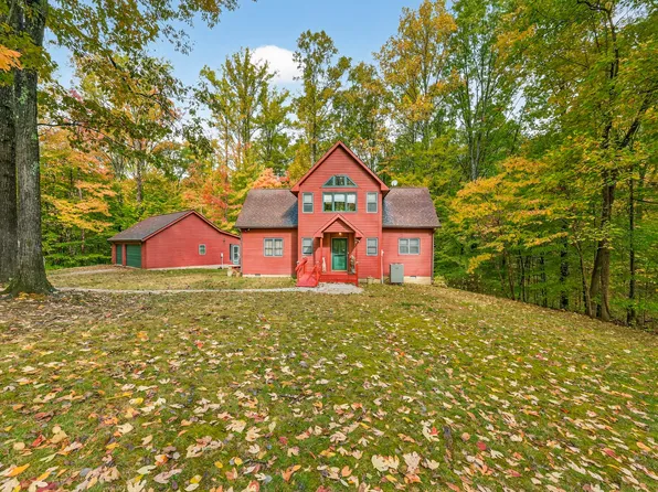 8461 Bonito Dr, Nineveh, IN 46164