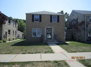 4023 W Roosevelt Dr, Milwaukee, WI 53216