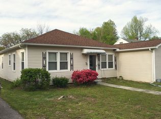 504 Fannetta St, Dexter, MO 63841