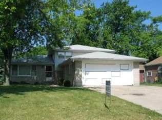 7210 S Octavia Ave, Bridgeview, IL 60455