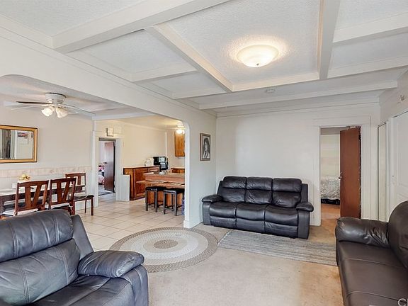 4th image of 211 S Ditman Ave