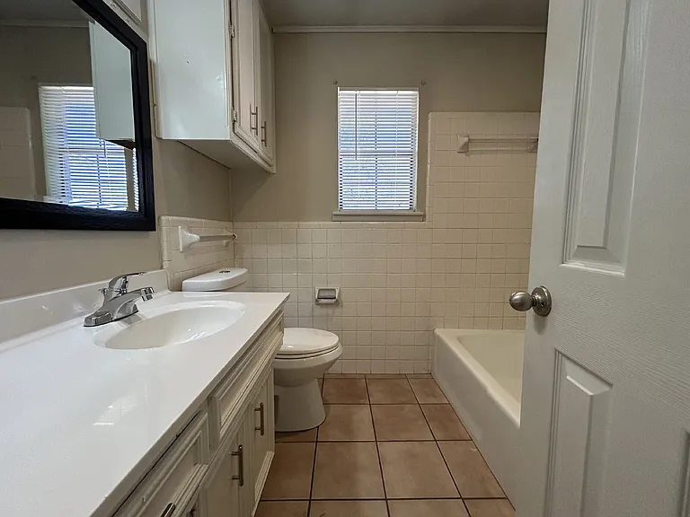 5302 22nd St — Photo 10