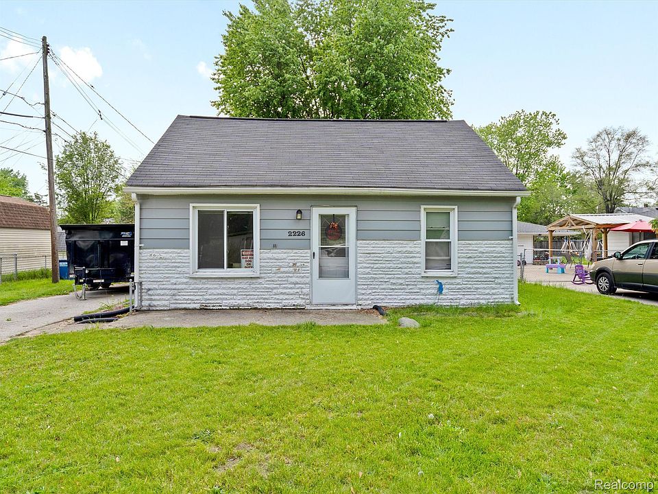 1st image of 2226 Freeman St