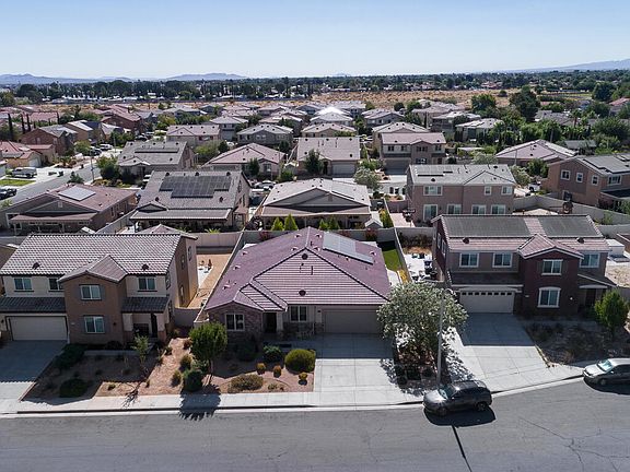 2nd image of 37776 Nova Ave