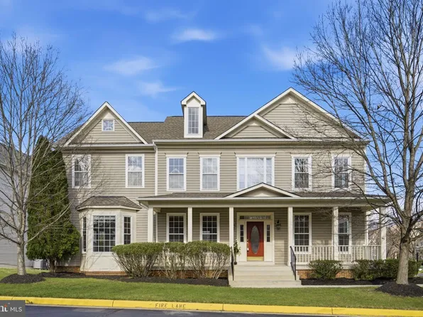 43358 Fullerton St, Ashburn, VA 20147