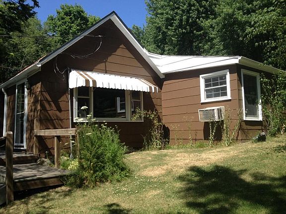 107 Benton St Wathena KS 097