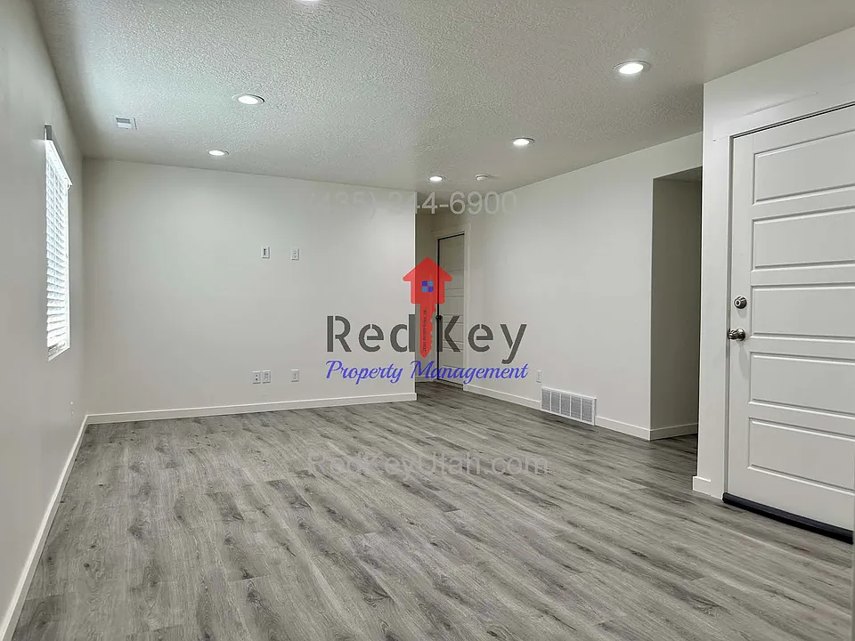 5965 N Spring St, Unit B, Stansbury Park, UT_04102026