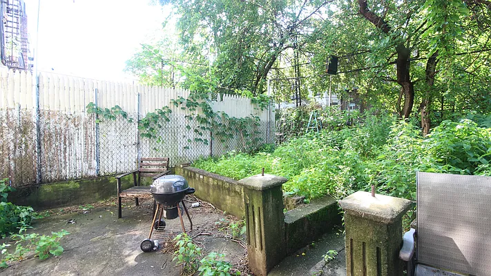 Rented by Nooklyn NYC LLC | media 39