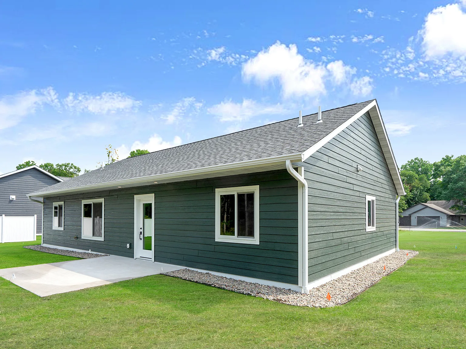 3 bed, 1800 sqft, $2,899 — Photo 3