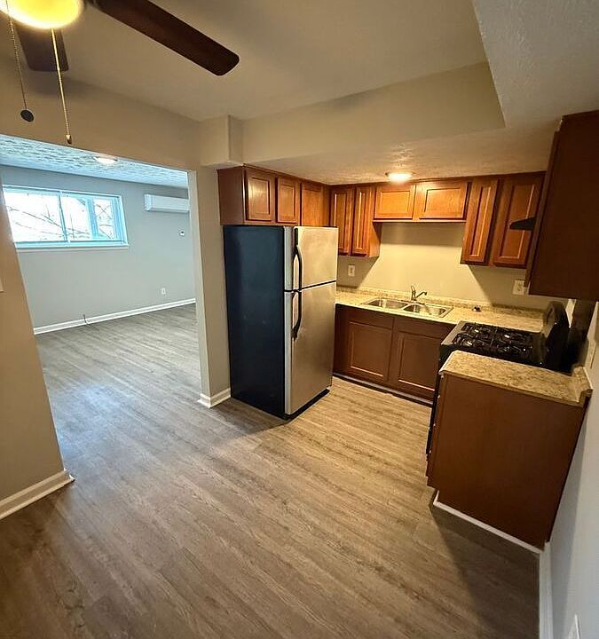 1st image of 2066 Fairmont Ct #1